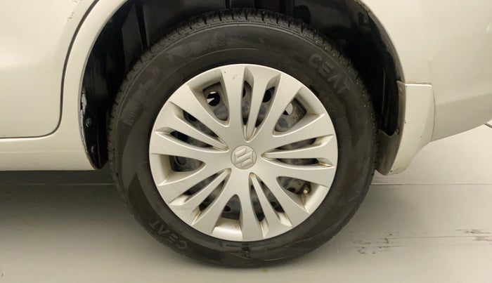 2015 Maruti Ertiga VXI CNG, CNG, Manual, 52,143 km, Left Rear Wheel