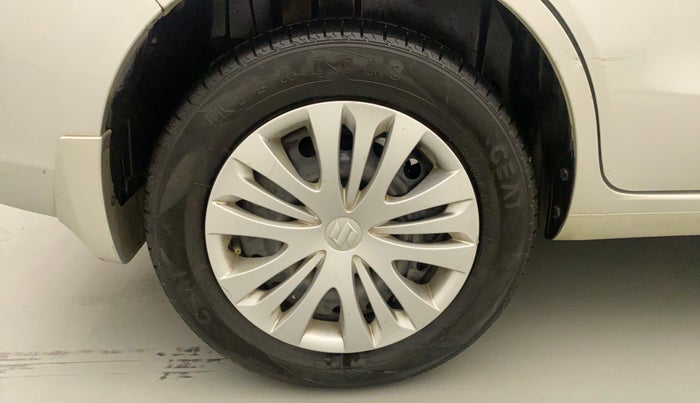 2015 Maruti Ertiga VXI CNG, CNG, Manual, 52,143 km, Right Rear Wheel