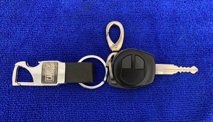 2015 Maruti Ertiga VXI CNG, CNG, Manual, 52,143 km, Key Close Up