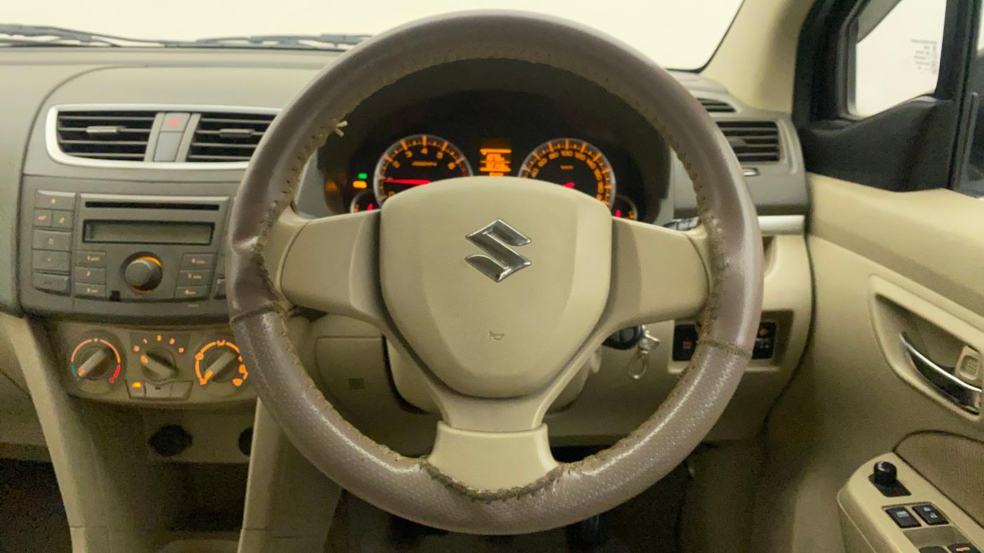 2015 Maruti Ertiga VXI CNG, CNG, Manual, 52,143 km, Steering Wheel Close Up