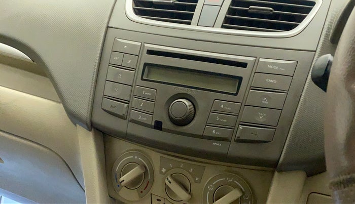 2015 Maruti Ertiga VXI CNG, CNG, Manual, 52,143 km, Infotainment system - Music system not functional