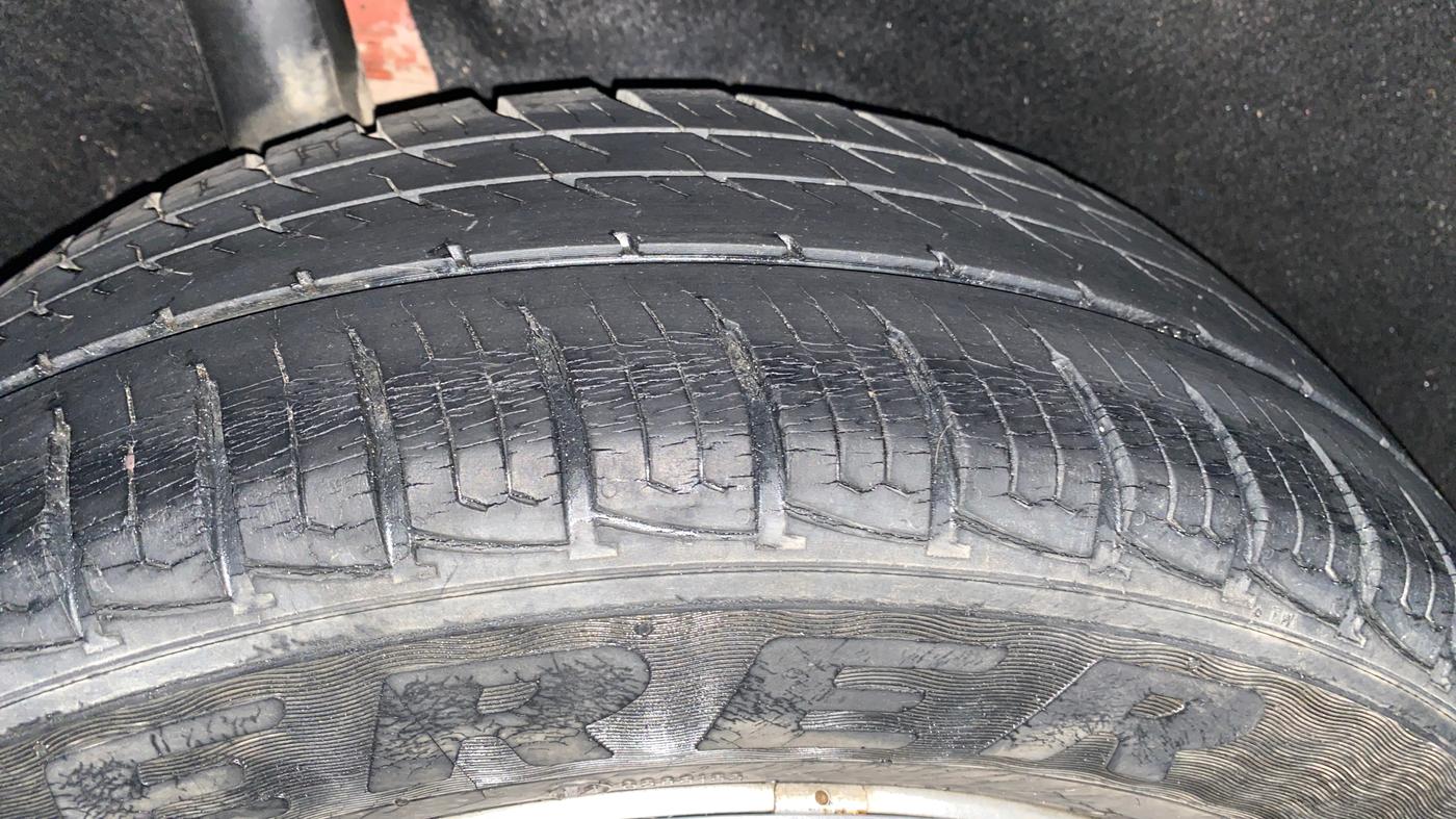 2016 Maruti Vitara Brezza LDI (O), Diesel, Manual, 72,775 km, Right Rear Tyre Tread
