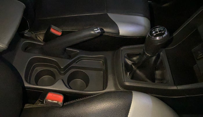 2016 Maruti Vitara Brezza LDI (O), Diesel, Manual, 72,775 km, Gear Lever