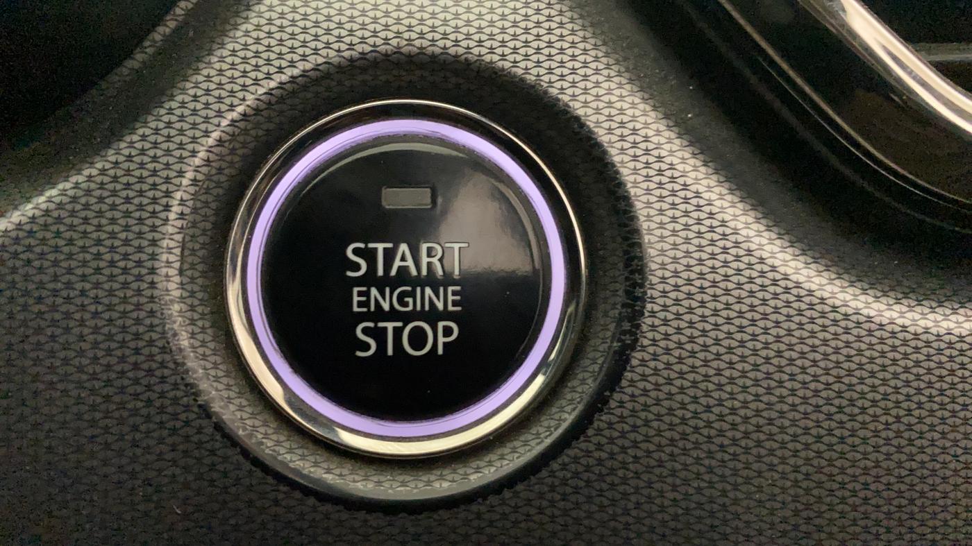 2021 Tata Harrier XTA PLUS 2.0L KRYOTEC DARK EDITION, Diesel, Automatic, 1,20,339 km, Keyless Start/ Stop Button
