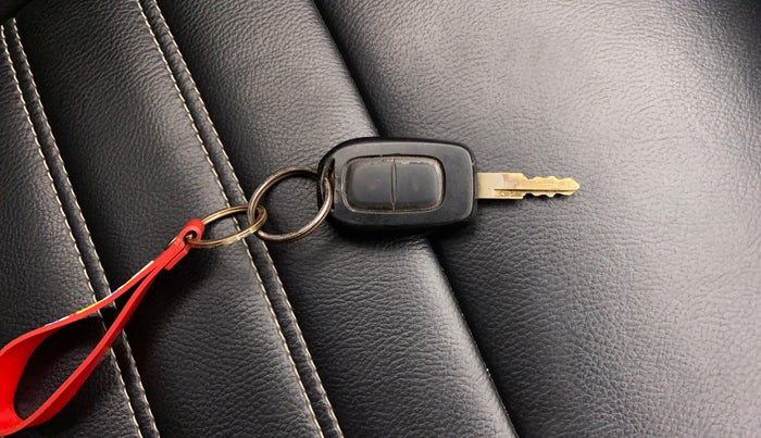 2017 Renault Kwid CLIMBER 1.0, Petrol, Manual, 70,982 km, Key Close Up