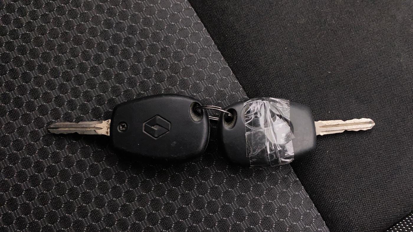 2019 Nissan Kicks XL 1.5, Petrol, Manual, 72,696 km, Key Close Up