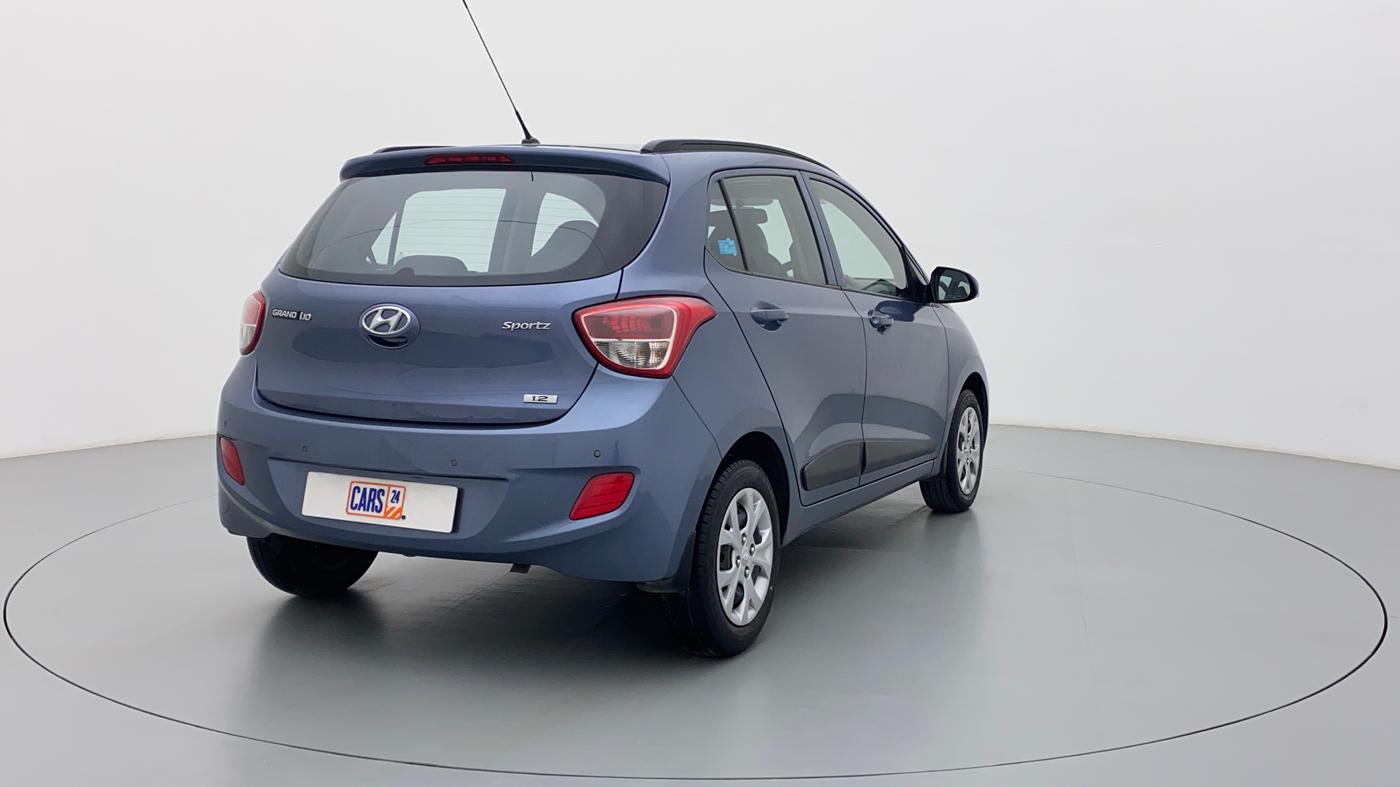 2016 Hyundai Grand i10 SPORTZ 1.2 KAPPA VTVT, Petrol, Manual, 17,364 km, Right Back Diagonal (45- Degree) View
