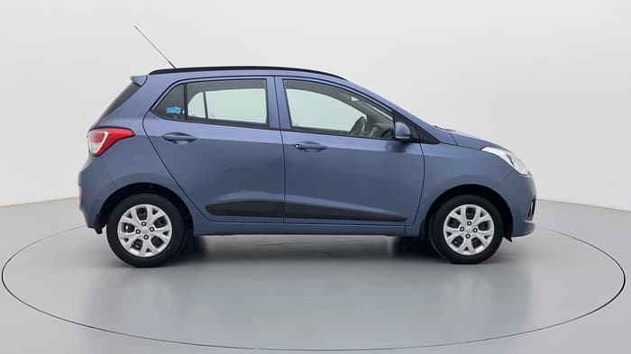 2016 Hyundai Grand i10 SPORTZ 1.2 KAPPA VTVT, Petrol, Manual, 17,364 km, Right Side View
