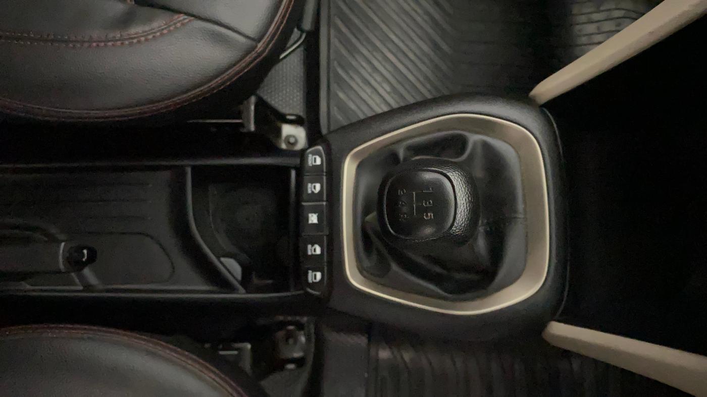 2019 Hyundai NEW SANTRO SPORTZ MT, Petrol, Manual, 33,896 km, Gear Lever