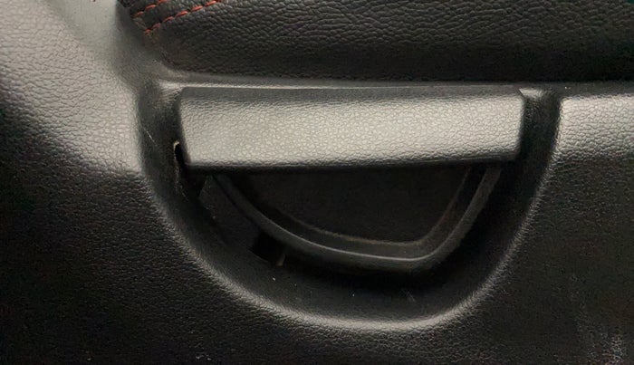 2019 Hyundai NEW SANTRO SPORTZ MT, Petrol, Manual, 33,896 km, Driver Side Adjustment Panel