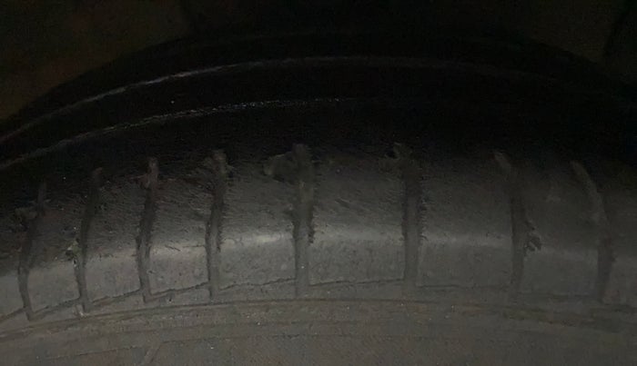 2019 Hyundai NEW SANTRO SPORTZ MT, Petrol, Manual, 33,896 km, Right Front Tyre Tread