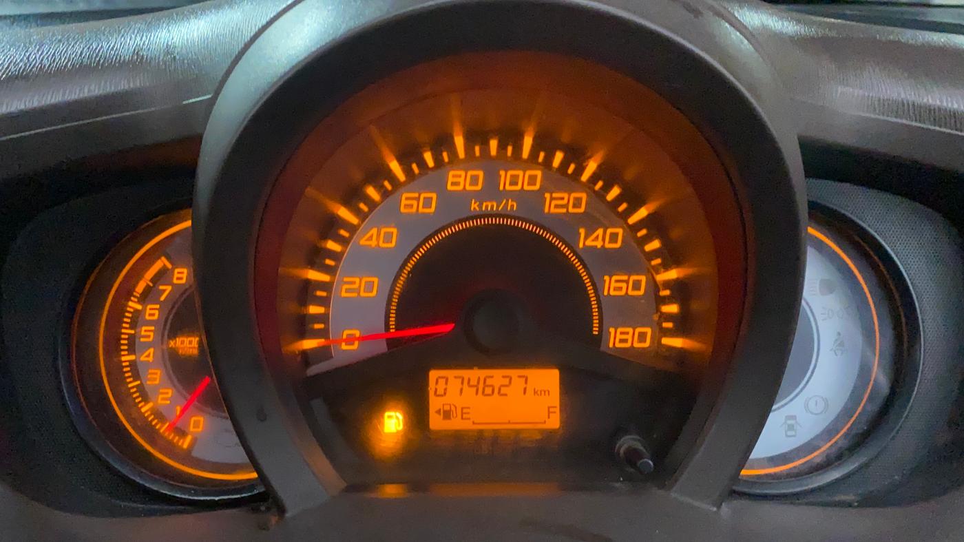 2013 Honda Brio S MT, Petrol, Manual, 75,030 km, Odometer Image