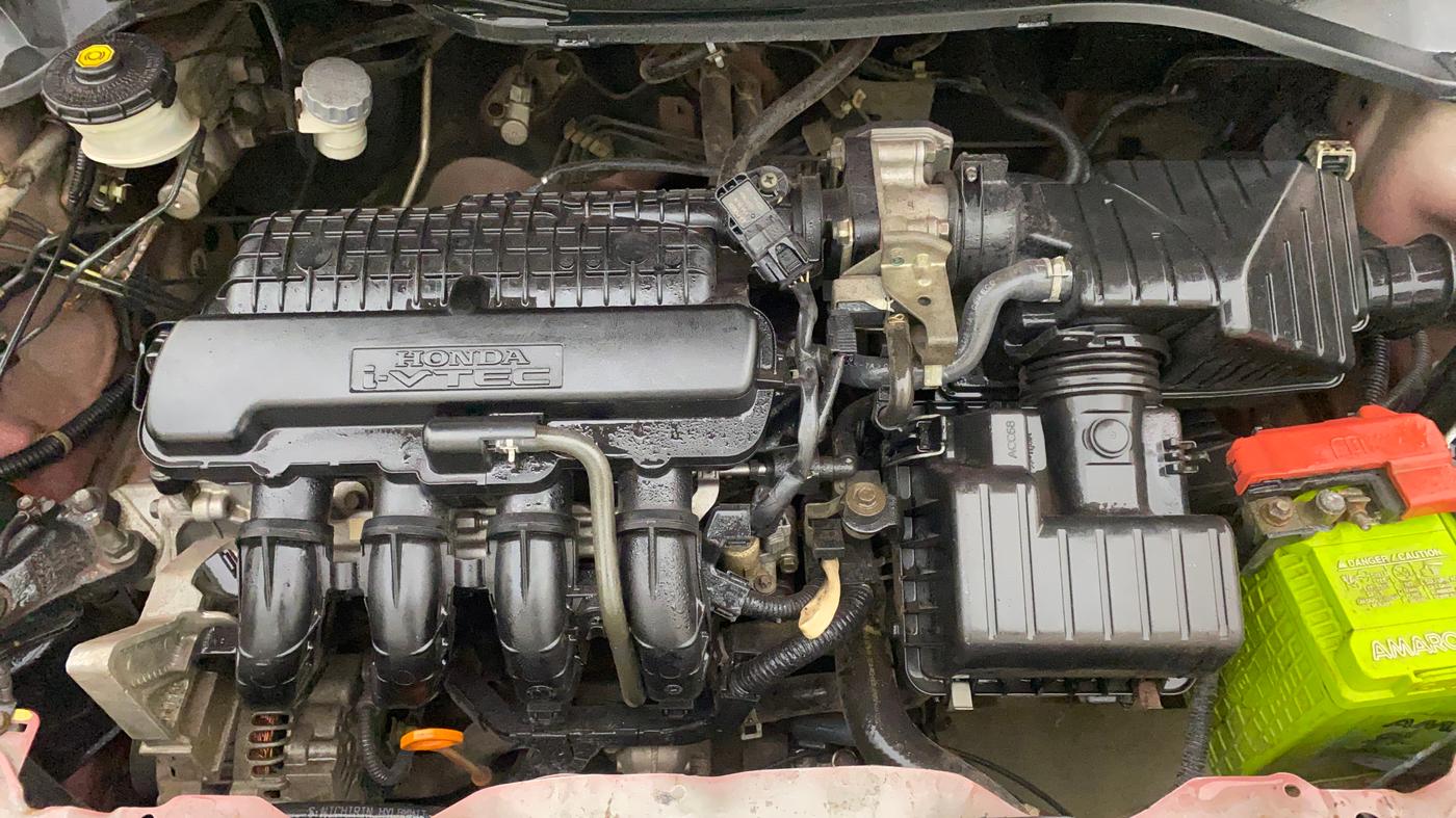 2013 Honda Brio S MT, Petrol, Manual, 75,030 km, Engine View