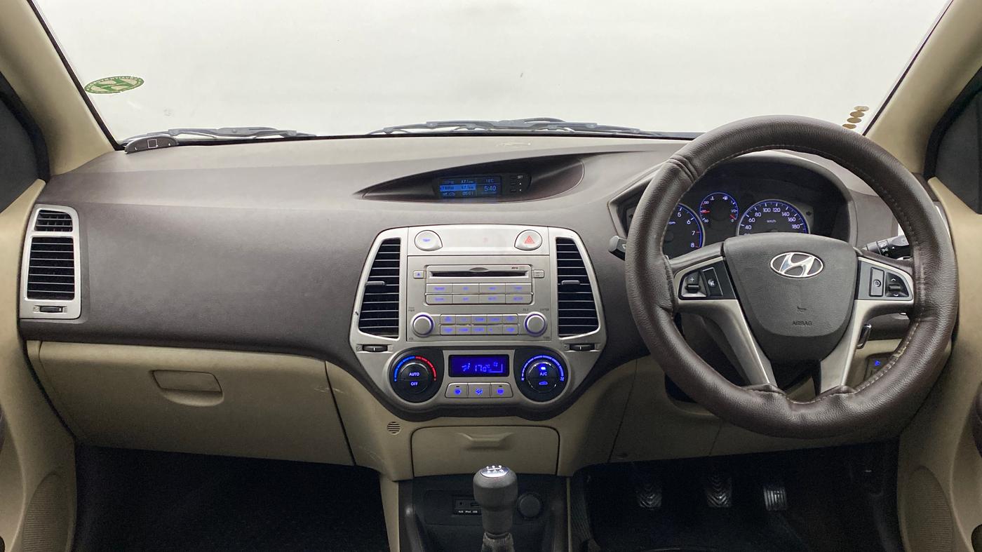 2010 Hyundai i20 SPORTZ 1.2 O, Petrol, Manual, 92,215 km, Dashboard