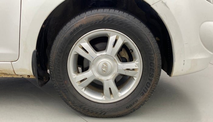 2010 Hyundai i20 SPORTZ 1.2 O, Petrol, Manual, 92,215 km, Right Front Wheel