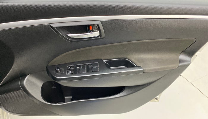 2014 Maruti Swift VXI, Petrol, Manual, 33,841 km, Driver Side Door Panels Control
