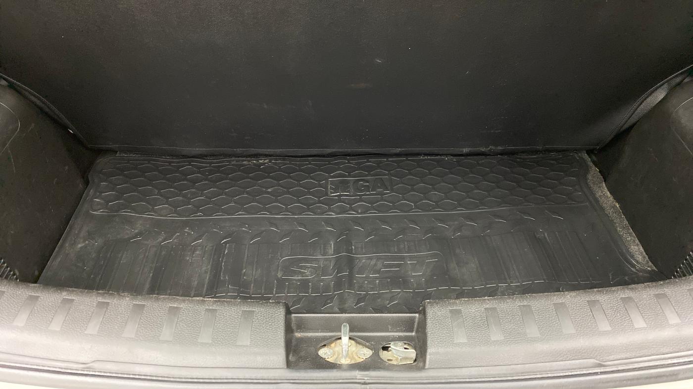 2014 Maruti Swift VXI, Petrol, Manual, 33,841 km, Boot Inside