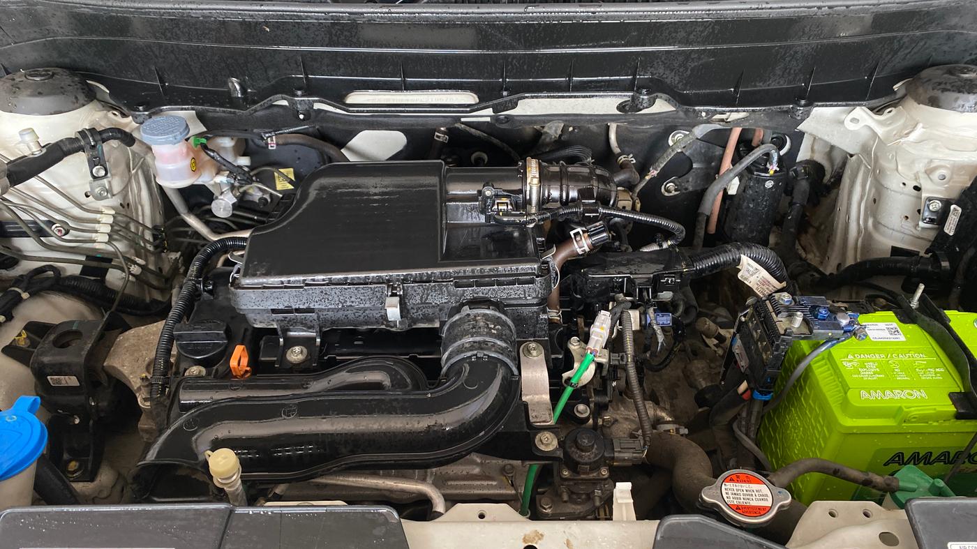 2023 Maruti BREZZA ZXI AT SMART HYBRID, Petrol, Automatic, 23,891 km, Engine View