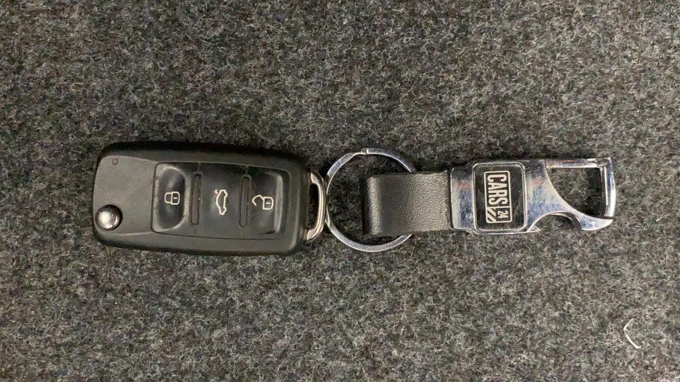 2020 Skoda Rapid ACTIVE 1.0 TSI, Petrol, Manual, 29,632 km, Key Close Up