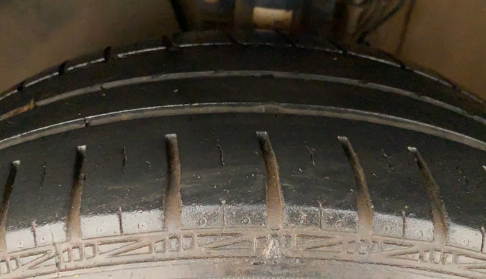 2020 Skoda Rapid ACTIVE 1.0 TSI, Petrol, Manual, 29,632 km, Left Front Tyre Tread