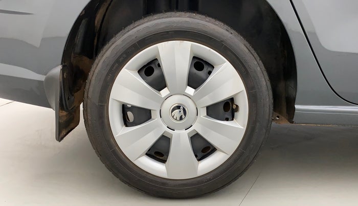 2020 Skoda Rapid ACTIVE 1.0 TSI, Petrol, Manual, 29,632 km, Right Rear Wheel
