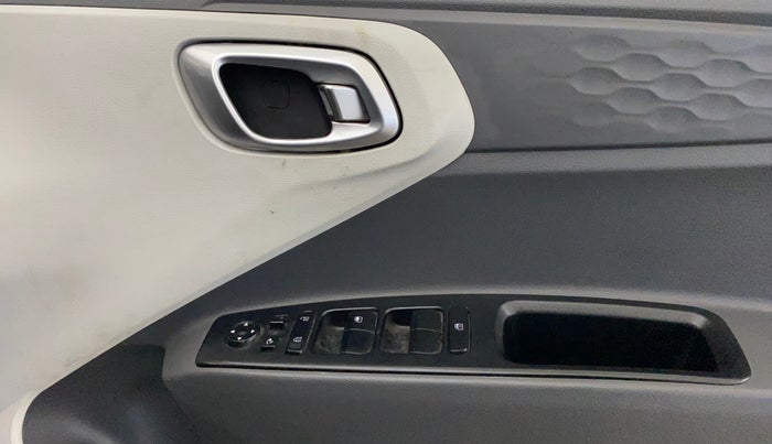 2021 Hyundai GRAND I10 NIOS SPORTZ 1.2 KAPPA VTVT, Petrol, Manual, 93,240 km, Driver Side Door Panels Control