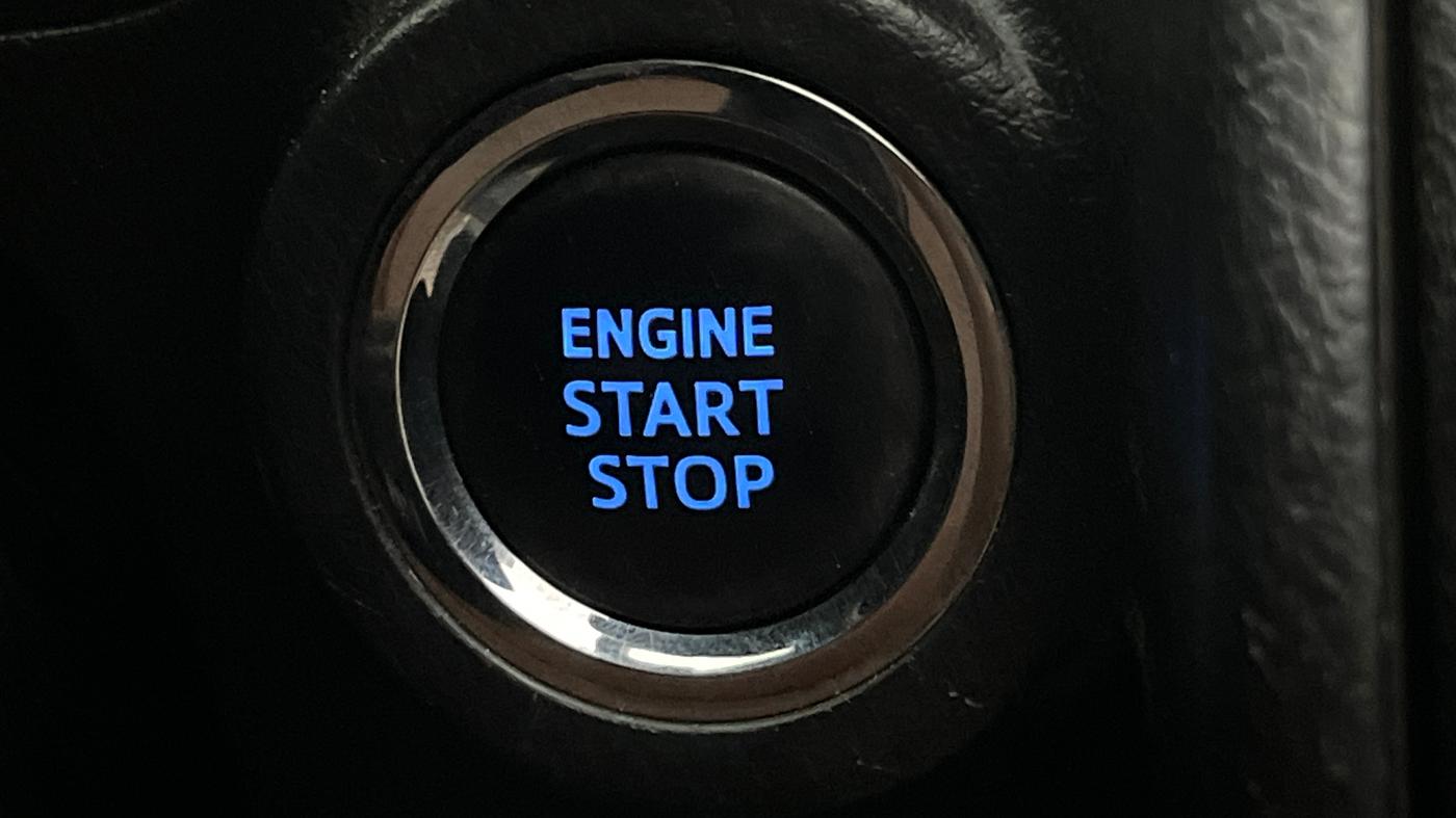 2019 Toyota Innova Crysta 2.7 ZX AT 7 STR, Petrol, Automatic, 66,049 km, Keyless Start/ Stop Button