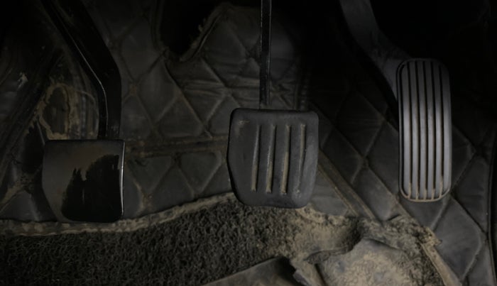 2023 Tata Harrier XT PLUS 2.0L KRYOTEC DARK EDITON, Diesel, Manual, 85,683 km, Pedals