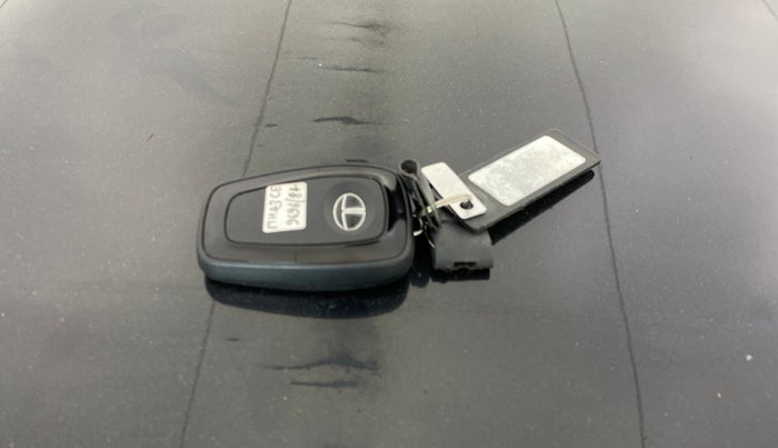 2023 Tata Harrier XT PLUS 2.0L KRYOTEC DARK EDITON, Diesel, Manual, 85,683 km, Key Close Up