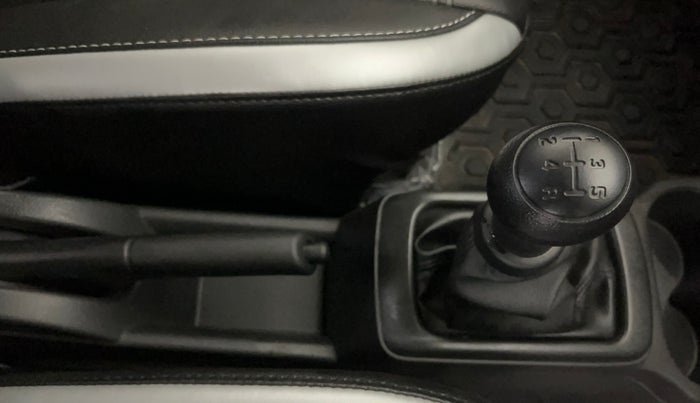 2024 Maruti Alto K10 VXi (O), Petrol, Manual, 938 km, Gear Lever