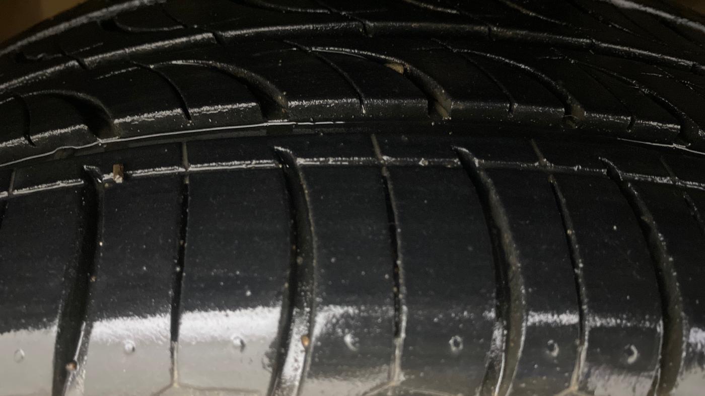 2017 Maruti Baleno ZETA PETROL 1.2, Petrol, Manual, 72,811 km, Right Front Tyre Tread