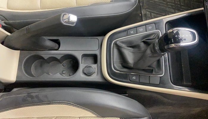 2022 Skoda SLAVIA STYLE 1.5L TSI DSG, Petrol, Automatic, 30,162 km, Gear Lever