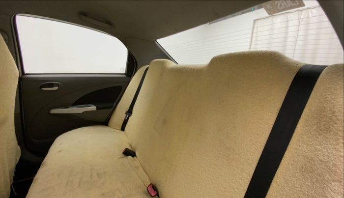 2011 Toyota Etios V, Petrol, Manual, 97,474 km, Right Side Rear Door Cabin