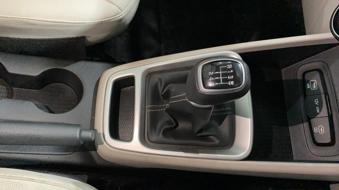 2024 Hyundai VENUE Executive 1.0 Turbo MT, Petrol, Manual, 8,305 km, Gear Lever