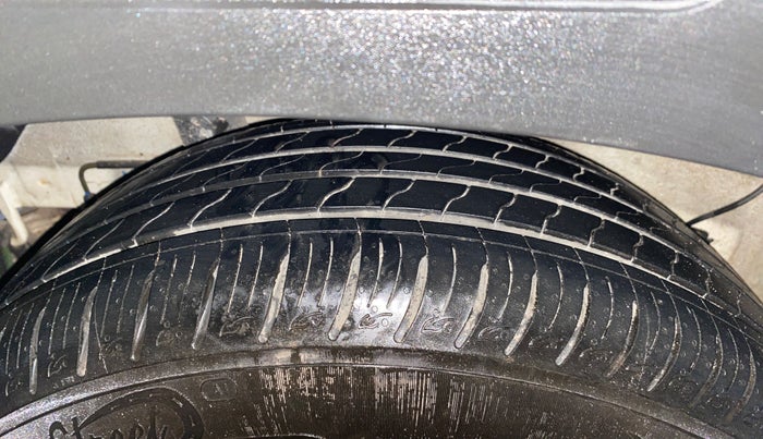 2024 Hyundai VENUE Executive 1.0 Turbo MT, Petrol, Manual, 8,305 km, Right Rear Tyre Tread