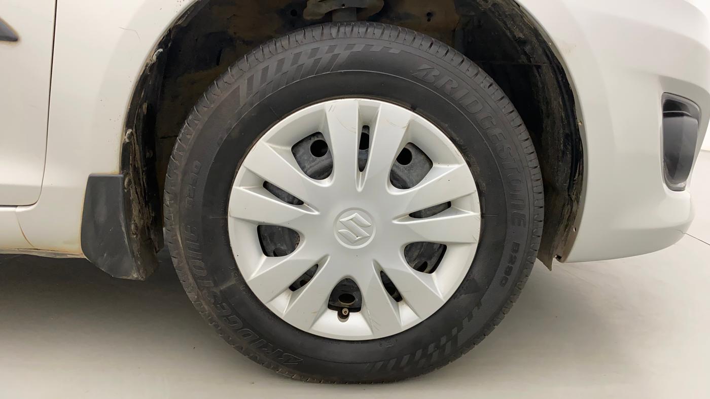 2014 Maruti Swift Dzire VXI, Petrol, Manual, 59,904 km, Right Front Wheel