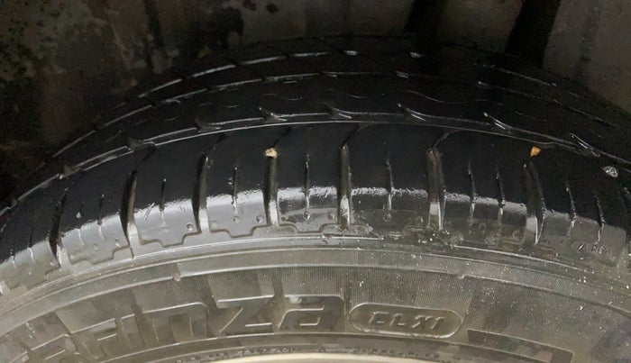 2019 Maruti Ertiga ZXI+ SHVS, Petrol, Manual, 70,650 km, Left Rear Tyre Tread