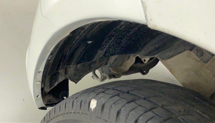 2017 Maruti Swift VXI, Petrol, Manual, 76,039 km, Left fender - Lining loose