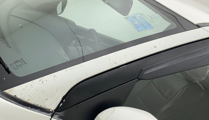 2017 Maruti Swift VXI, Petrol, Manual, 76,039 km, Left A pillar - Minor scratches