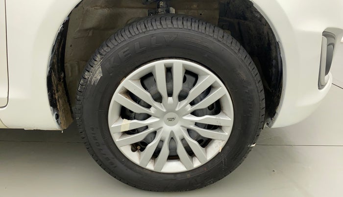 2017 Maruti Swift VXI, Petrol, Manual, 76,039 km, Right Front Wheel