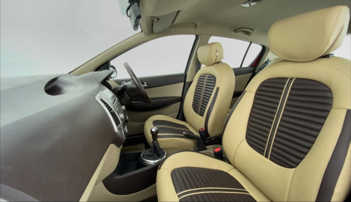 2010 Hyundai i20 SPORTZ 1.2 O, Petrol, Manual, 46,135 km, Right Side Front Door Cabin