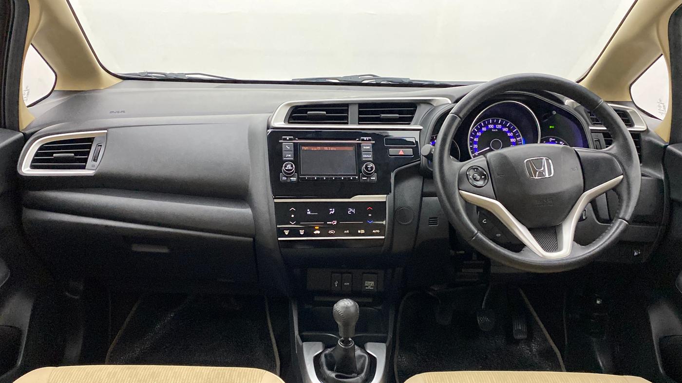 2018 Honda Jazz 1.2 V MT, Petrol, Manual, 22,413 km, Dashboard