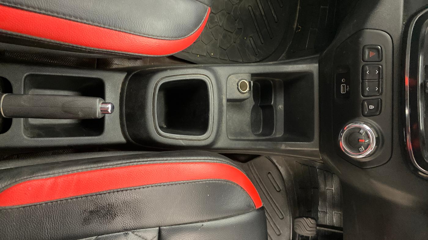 2019 Renault Kwid RXT 1.0 AMT (O), Petrol, Automatic, 59,204 km, Gear Lever