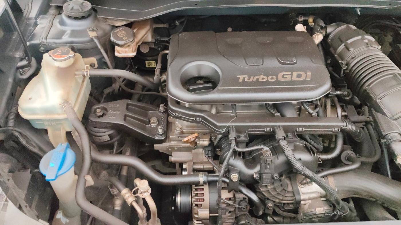 2019 Hyundai VENUE SX PLUS 1.0 TURBO DCT, Petrol, Automatic, 27,090 km, Engine View - Right