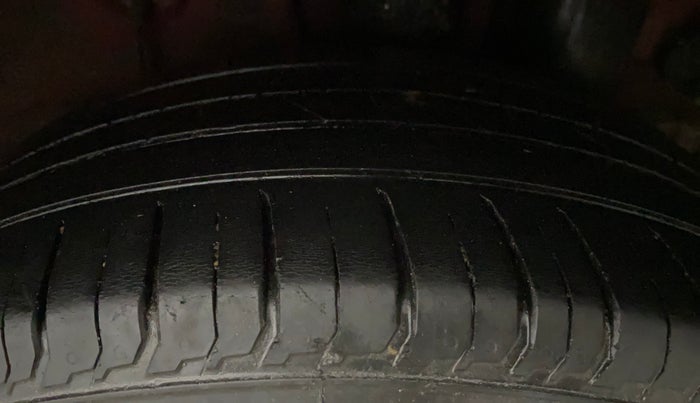 2014 Hyundai Elite i20 ASTA 1.2, Petrol, Manual, 62,923 km, Left Rear Tyre Tread