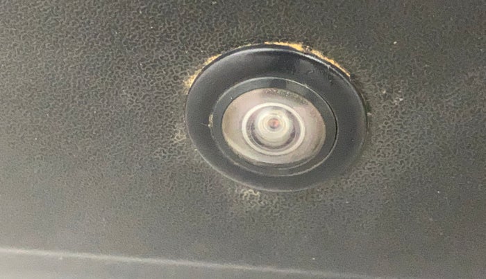 2021 Mahindra XUV300 W6 1.2 PETROL AMT, Petrol, Automatic, 59,831 km, Parking Camera