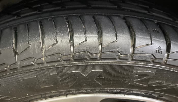 2022 Toyota Glanza V AMT, Petrol, Automatic, 66,277 km, Left Front Tyre Tread