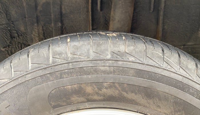 2023 Renault TRIBER RXT, Petrol, Manual, 43,545 km, Left Rear Tyre Tread