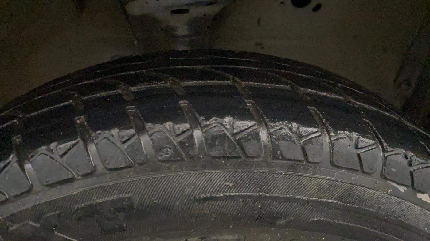 2017 Maruti Wagon R 1.0 LXI, Petrol, Manual, 53,872 km, Right Front Tyre Tread