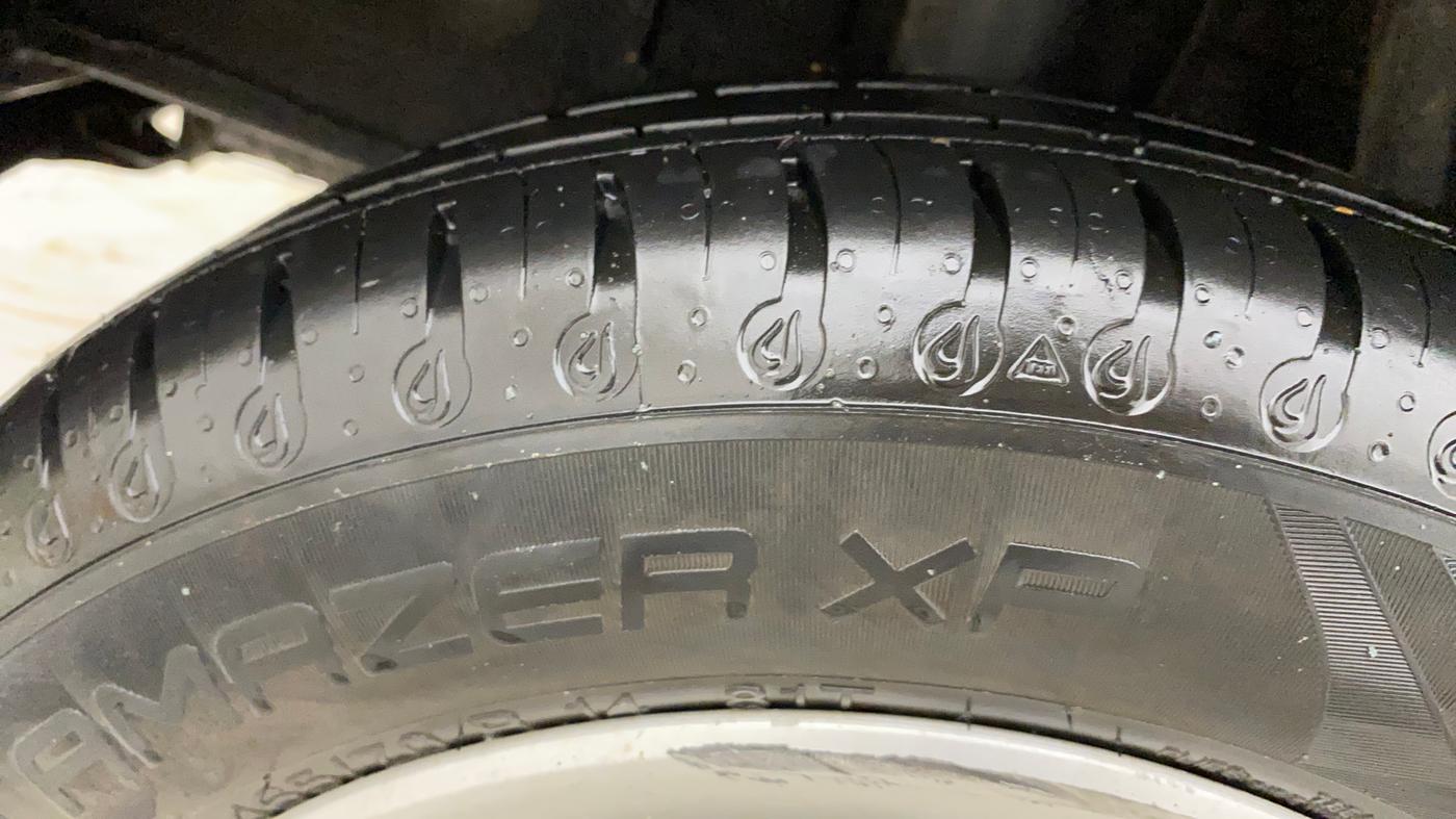 2020 Renault Kwid RXT 0.8, Petrol, Manual, 8,361 km, Right Rear Tyre Tread